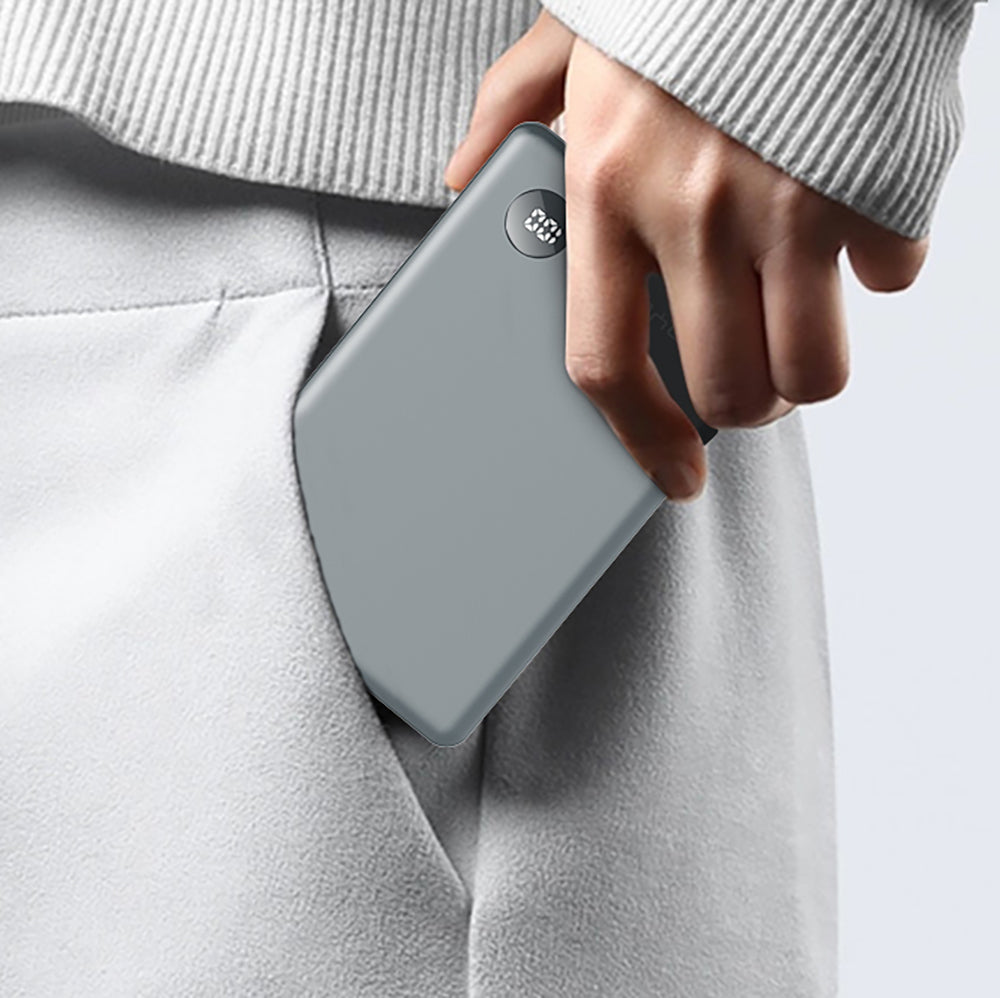 Lenyes PW137D 20W Ultra İnce Dijital LED Ekranlı Wireless Powerbank 15W 10000mAh