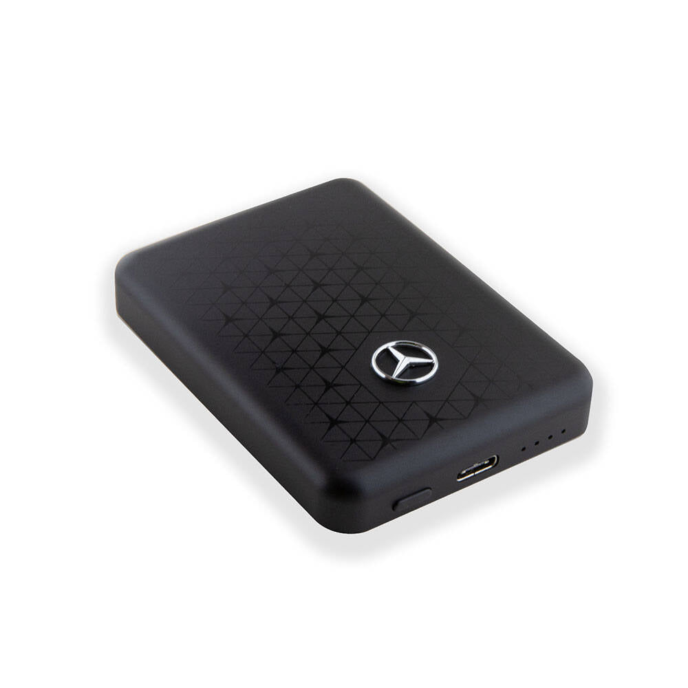 Mercedes Benz Led Işıklı Göstergeli M-safe Magnetik Orijinal Lisanslı Powerbank 5000 Mah