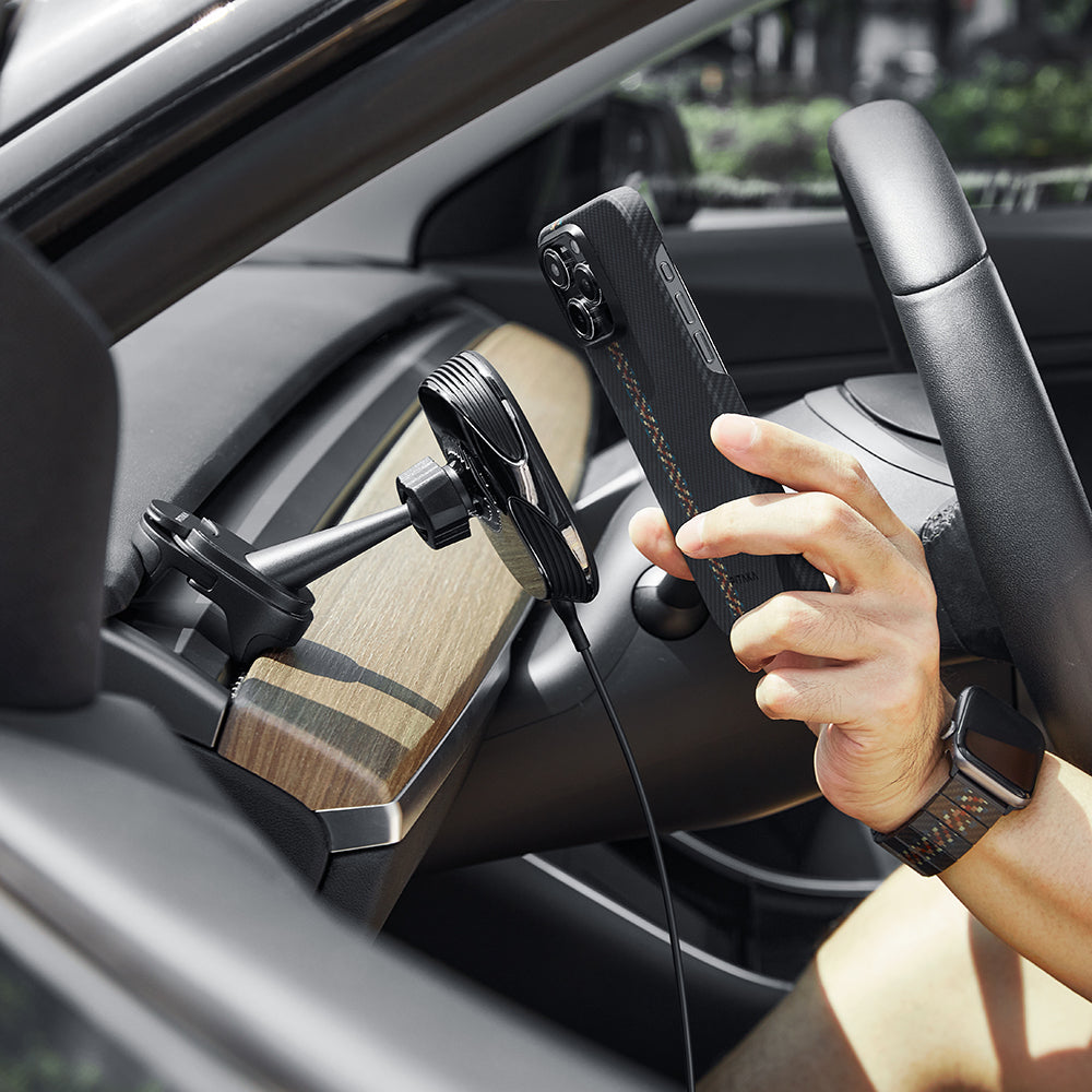 Pitaka MagEZ Pro 2 M-safe Şarj Özellikli Qi2 Tesla Model Y ve Model 3 Uyumlu Aramid Fiber Araç Telefon Tutucu