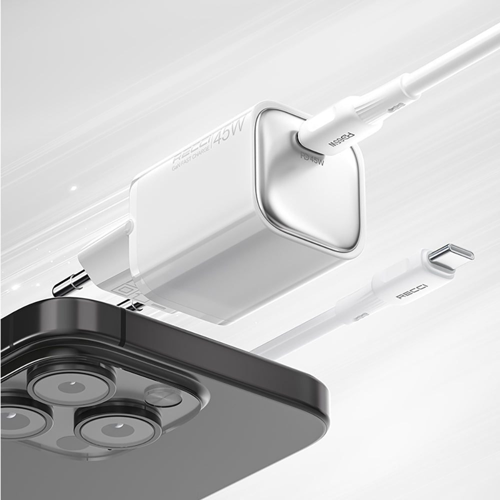 Recci RC132E Type-C PD GaN Teknolojili Mini Hızlı Şarj Seti 45W 1M