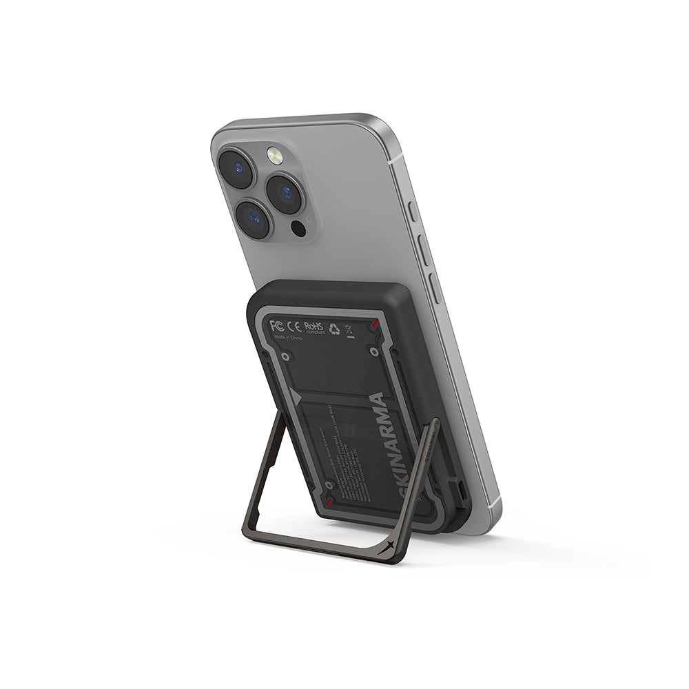 Skinarma Nexus Mecha Kablosuz ve PD Hızlı Şarj Özellikli Metal Standlı Taşınabilir Powerbank 20W 5000mAh