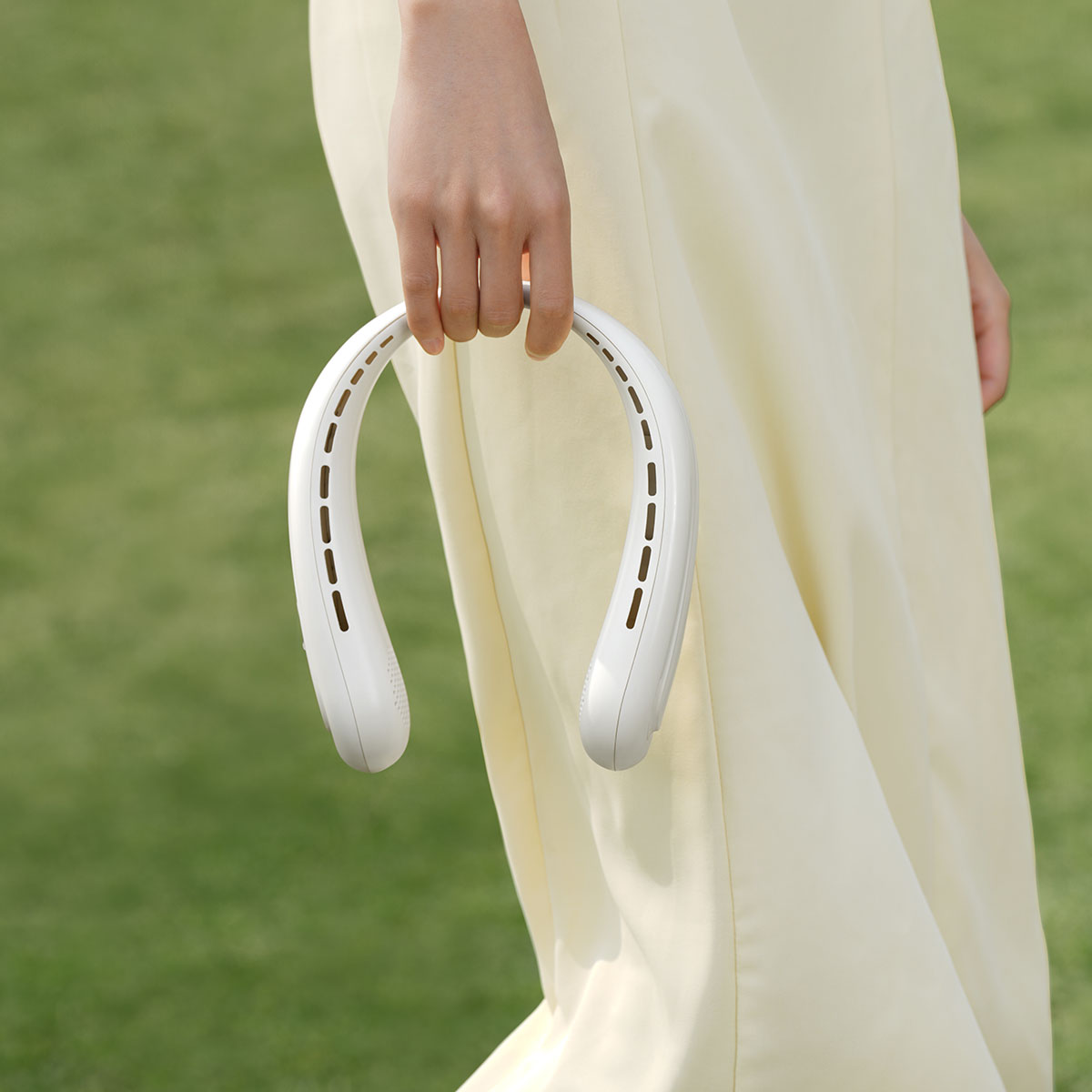 Wiwu FS02 Halter Taşınabilir Şarjlı Boyun Askılı Fan