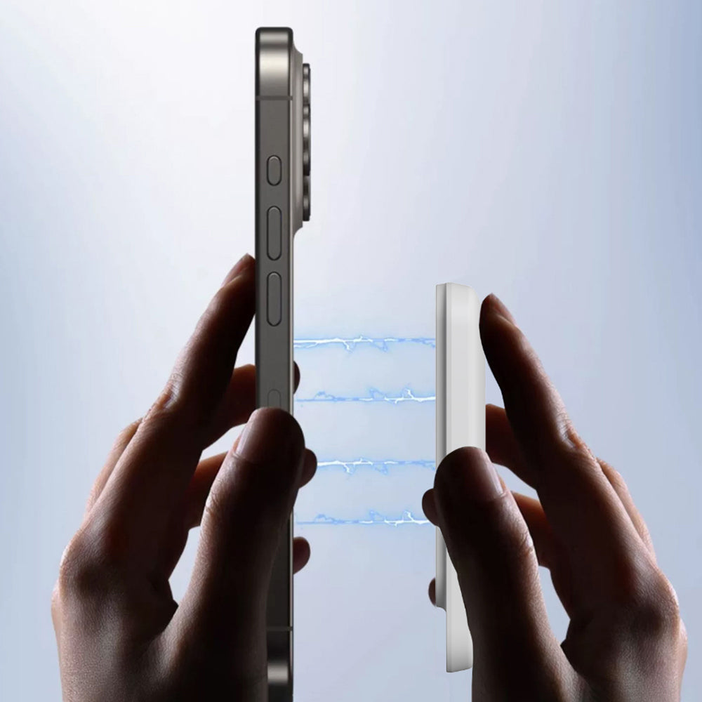 Wiwu Wi-P037 Qi Şarj Teknolojili LED Işık Göstergeli M-safe Kablosuz Powerbank 5000mAh 15W