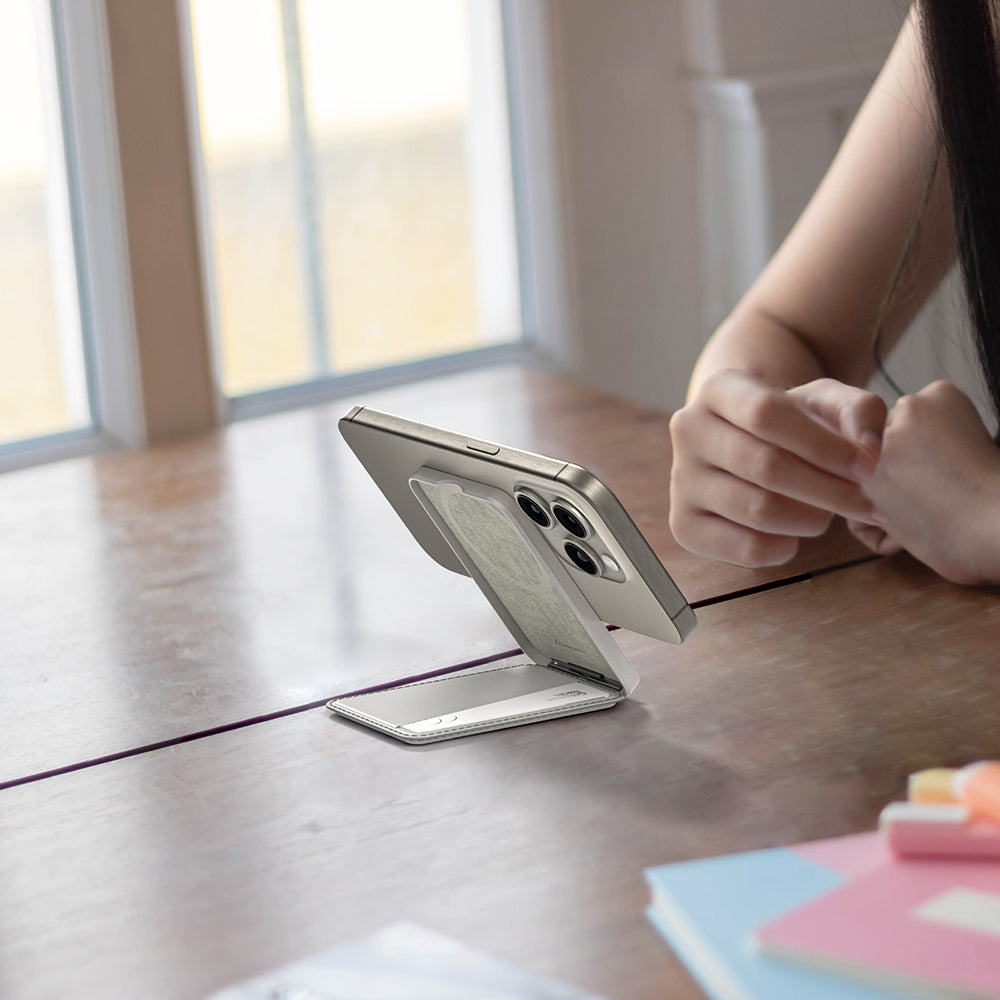 Amazingthing Glamour Link Fonksiyonel Çok Yönlü Grip Standlı Magnetik Kartlık