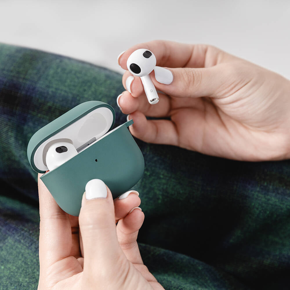 Airpods 3. Nesil Kılıf Yumuşak Dokunuşlu Likit Silikon Tasarımlı Lisanslı Switcheasy Skin Kılıf