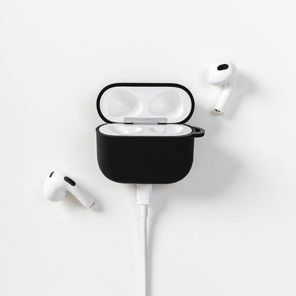 Airpods 3. Nesil Kılıf Yumuşak Dokunuşlu Likit Silikon Tasarımlı Lisanslı Switcheasy Skin Kılıf
