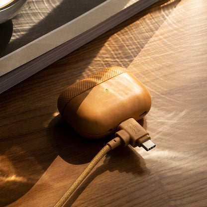 AirPods Pro 2 Kılıf Qi M-Safe Şarj Özellikli Native Union RE Classic Serisi Suni Deri Kılıf