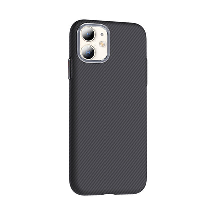 iPhone 11 Kılıf M-safe Şarj Özellikli Karbon Fiber Görünümlü Zore Gros Kılıf