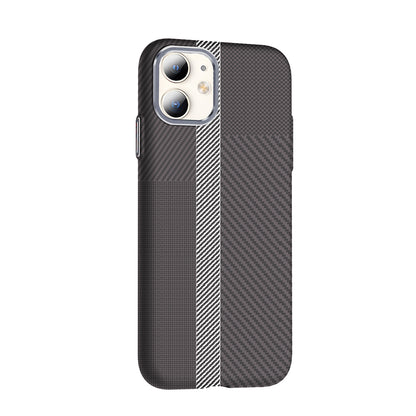 iPhone 11 Kılıf M-safe Şarj Özellikli Karbon Fiber Görünümlü Zore Gros Kılıf