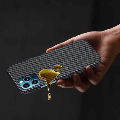iPhone 12 Pro Kılıf Benks MFİ M-safe Magnetic Aramid Kılıf