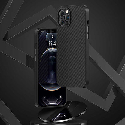 iPhone 12 Pro Max Kılıf Karbon Fiber Benks Hybrid Kevlar Kılıf