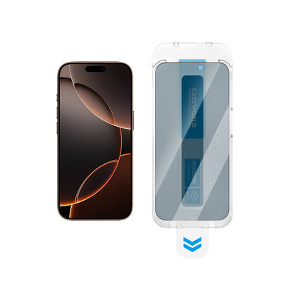 iPhone 13 CaseWorld Applicator Serisi 2.5D Eyesafe Mavi Işık Teknolojili 0.33mm Privacy Temperli Cam Ekran Koruyucu + Uygulama Aparatı