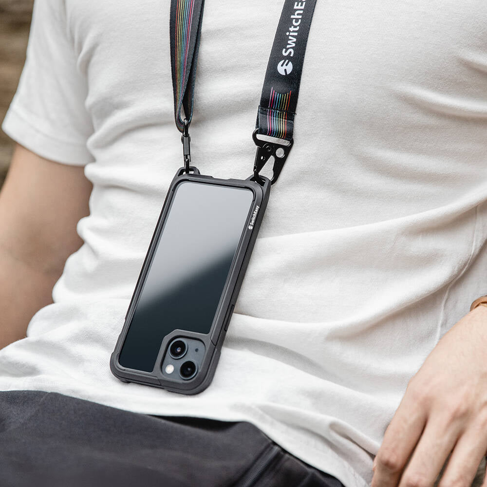 iPhone 13 Kılıf Boyun Askılı Kompozit Tasarımlı Şok Önleyicili Lisanslı Switcheasy Odyssey Kılıf