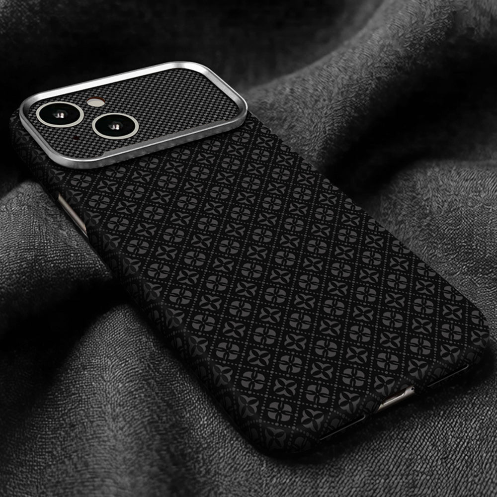 iPhone 13 Kılıf M-Safe Şarj Özellikli Zore Paris Velix Sert PC Kılıf