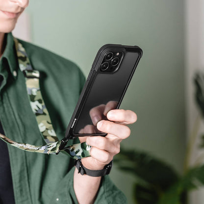 iPhone 13 Pro Kılıf Boyun Askılı Kompozit Tasarımlı Şok Önleyicili Lisanslı Switcheasy Odyssey Kılıf