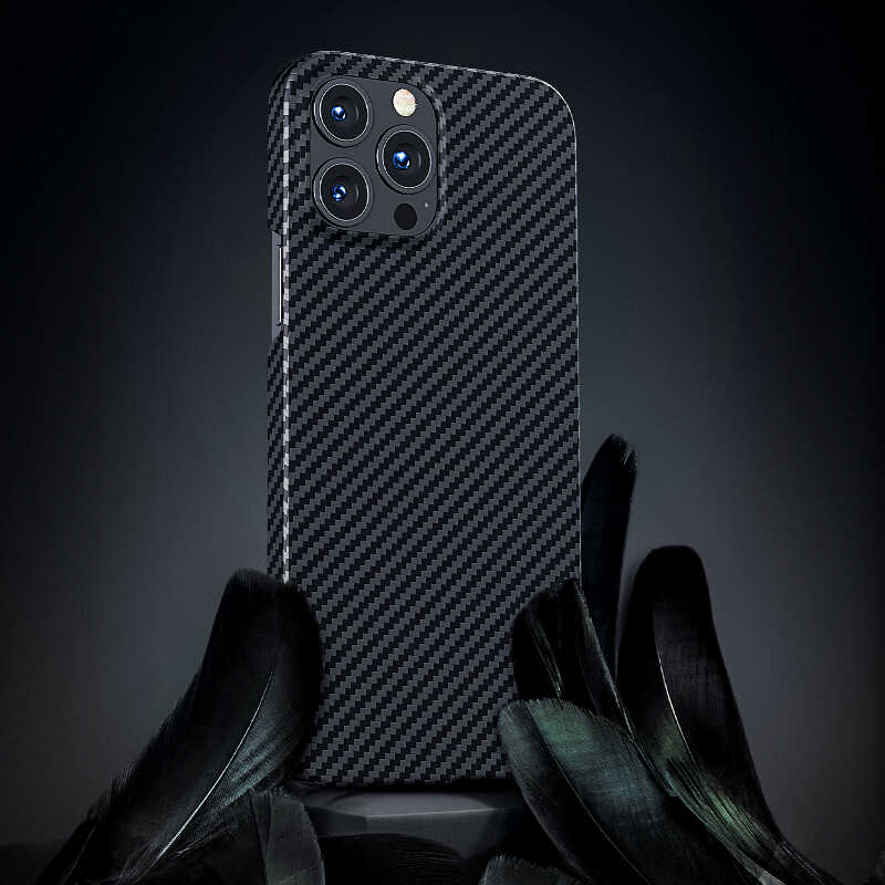 iPhone 13 Pro Kılıf M-safe Özellikli Karbon Fiber Benks Essential Kevlar Kılıf