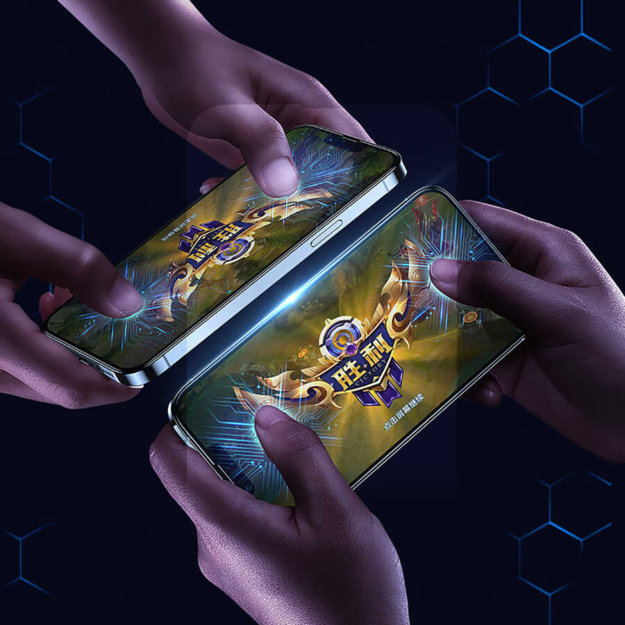 iPhone 13 Pro Max Benks Mat Ekran Koruyucu Parmak İzi Bırakmayan Oyunculara Özel Ekran Filmi