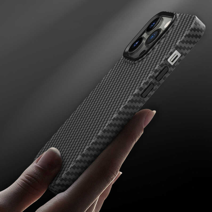 iPhone 14 Kılıf Wiwu Karbon Fiber Görünümlü M-safe Wireless Şarj Özellikli Kabon Kılıf
