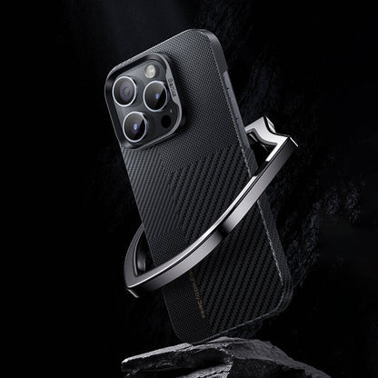 iPhone 14 Pro Kılıf M-safe Şarj Özellikli Karbon Fiber Benks Montage ArmorAir Kevlar Kılıf