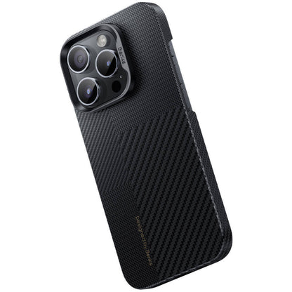 iPhone 14 Pro Kılıf M-safe Şarj Özellikli Karbon Fiber Benks Montage ArmorAir Kevlar Kılıf