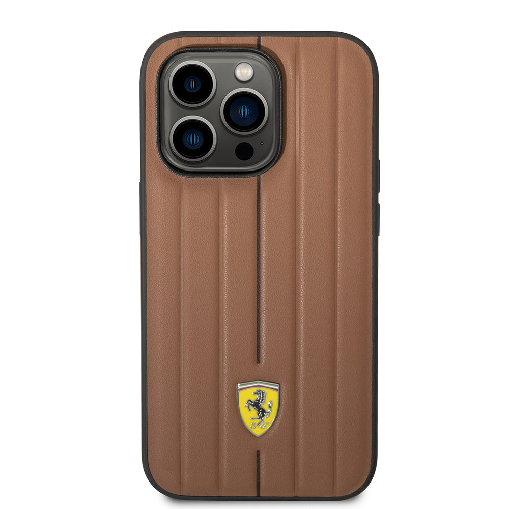 iPhone 14 Pro Max Kılıf Ferrari orijinal Lisanslı Deri Arka Yüzey Metal Logolu Şerit Tasarımlı Kılıf