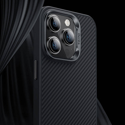 iPhone 14 Pro Max Kılıf Karbon Fiber M-safe Şarj Özellikli Benks Hybrid ArmorPro 600D Kevlar Kılıf