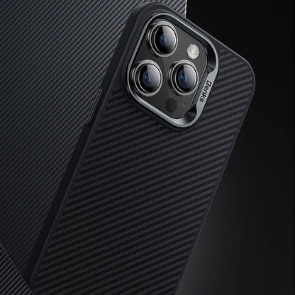 iPhone 14 Pro Max Kılıf Karbon Fiber M-safe Şarj Özellikli Benks Hybrid ArmorPro 600D Kevlar Kılıf