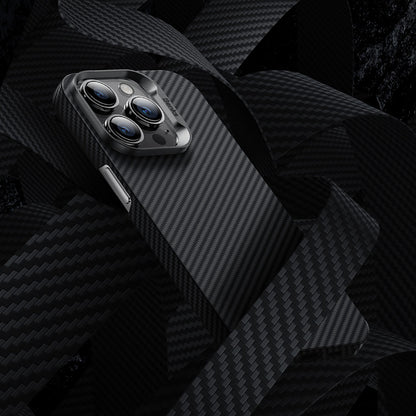 iPhone 14 Pro Max Kılıf M-safe Özellikli Karbon Fiber Benks 600D Essential Kevlar Kılıf