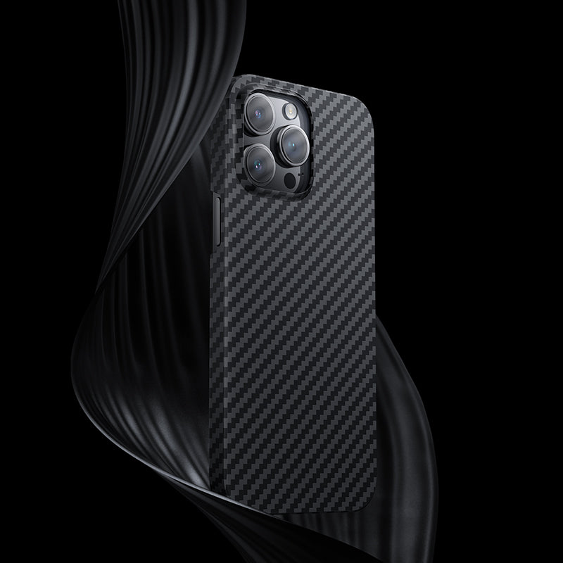 iPhone 14 Pro Max Kılıf M-safe Özellikli Karbon Fiber Benks Essential Kevlar Kılıf