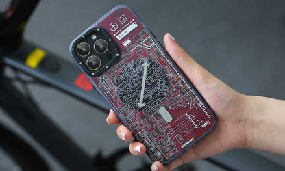 iPhone 14 Pro Max Kılıf M-safe Şarj Özellikli YoungKit Technology Serisi Kılıf