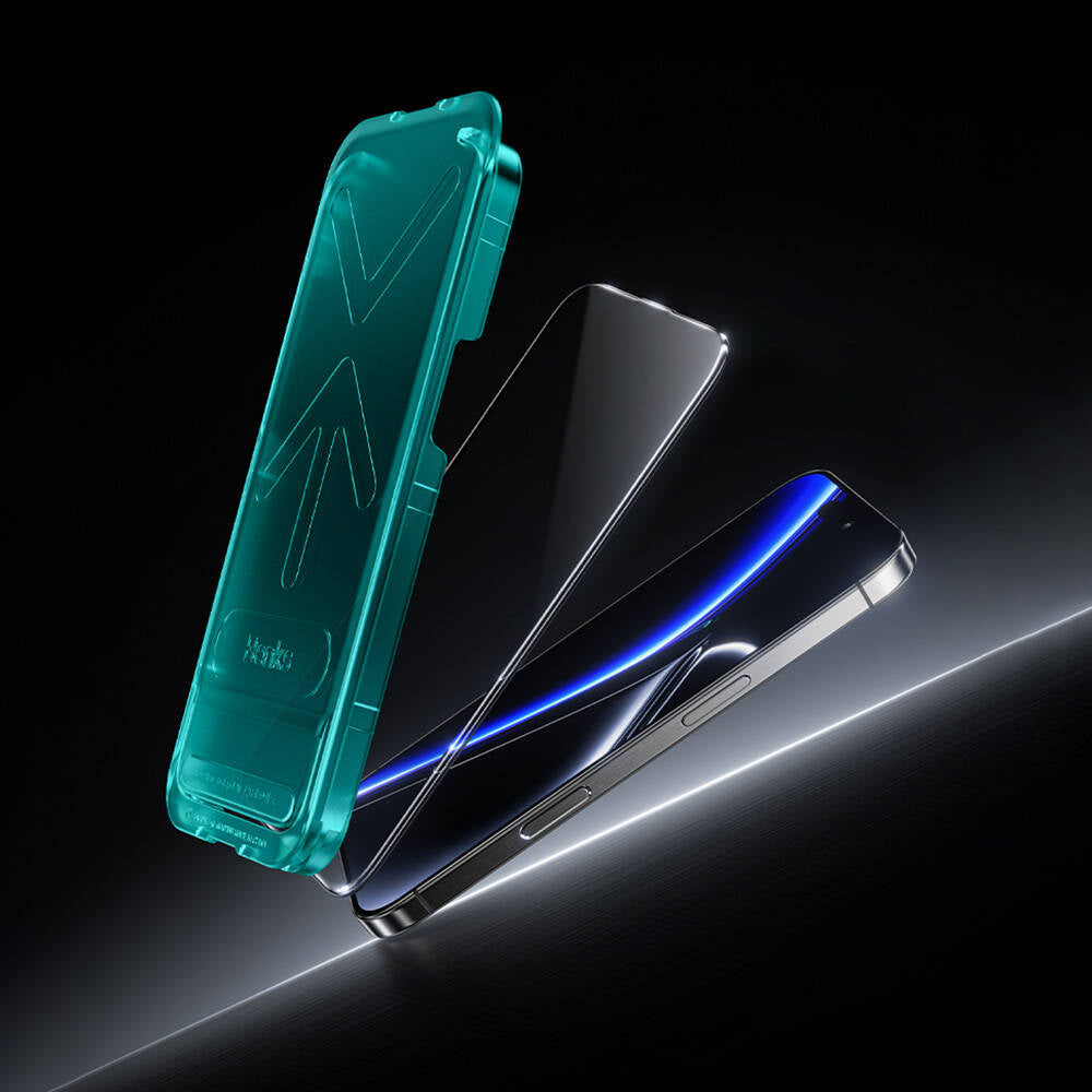 iPhone 15 Benks Glass Warrior Safir Coating 0.3mm Cam Ekran Koruyucu + Kolay Uygulama Aparatı