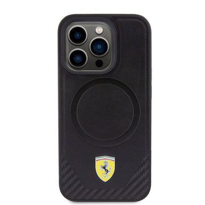iPhone 15 Pro Kılıf Ferrari orijinal Lisanslı M-safe Şarj Özellikli Metal Logolu PU Karbon Kılıf