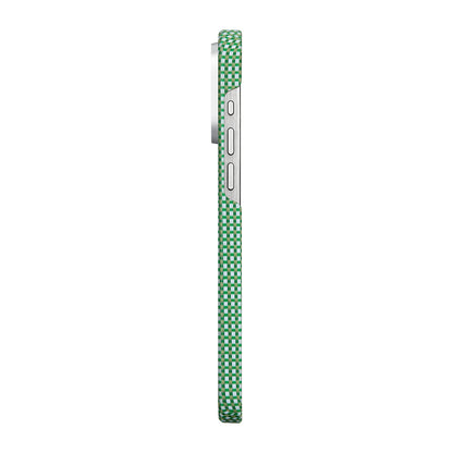 iPhone 15 Pro Kılıf M-safe Şarj Özellikli Awa Tasarımlı 1500D Aramid Fiber Pitaka Ultra-Slim Classic Serisi Forest Kılıf