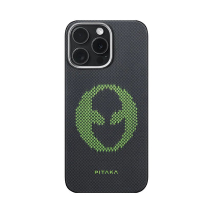 iPhone 15 Pro Kılıf M-safe Şarj Özellikli Lumintex Teknolojili Fosforlu Aramid Karbon Fiber Pitaka Tactile Woven Aries Serisi Kılıf