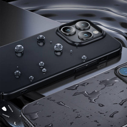 iPhone 15 Pro Max Kılıf Benks Ultra İnce PC Kılıf