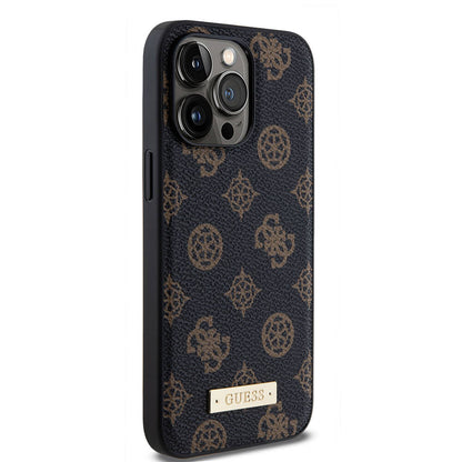 iPhone 15 Pro Max Kılıf Guess M-safe Şarj Özellikli PU Deri Desenli Metal Plaka Logolu Kılıf