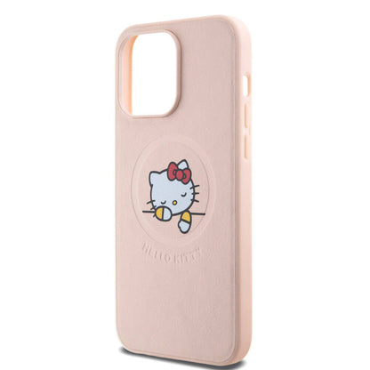 iPhone 15 Pro Max Kılıf Hello Kitty Orijinal Lisanslı M-safe Şarj Özellikli Baskı Logolu Uyuyan Kitty Deri Kılıf
