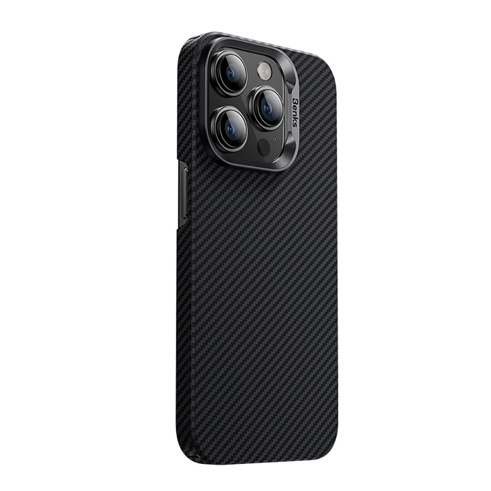 iPhone 15 Pro Max Kılıf M-safe Özellikli Karbon Fiber Benks Essential ArmorAir 600D Kevlar Kılıf