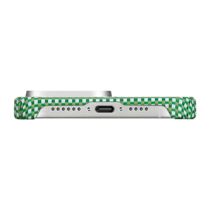 iPhone 15 Pro Max Kılıf M-safe Şarj Özellikli Aramid Fiber Pitaka Ultra-Slim Classic Serisi Forest Green Kılıf