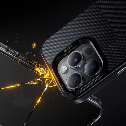 iPhone 15 Pro Max Kılıf M-safe Şarj Özellikli Karbon Fiber Benks Montage Hybrid ArmorPro Kevlar Kılıf