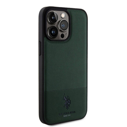 iPhone 15 Pro Max Kılıf U.S. Polo Assn. Orijinal Lisanslı Suni Deri Arka Yüzey Baskı Logolu Örgü Desenli Kılıf