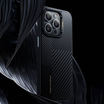 iPhone 16 Kılıf M-safe Şarj Özellikli Karbon Fiber Benks Montage Hybrid ArmorPro Kevlar Kılıf