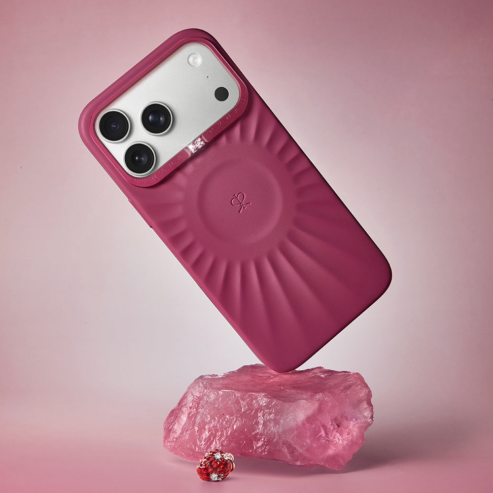 iPhone 16 Pro Kılıf Kabartma Tasarımlı Metal Kamera Çerçeveli Pynana Starlight Serisi Kılıf