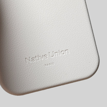 iPhone 16 Pro Kılıf M-safe Şarj Özellikli Deri Görünümlü Native Union 2024 Active Serisi Kılıf