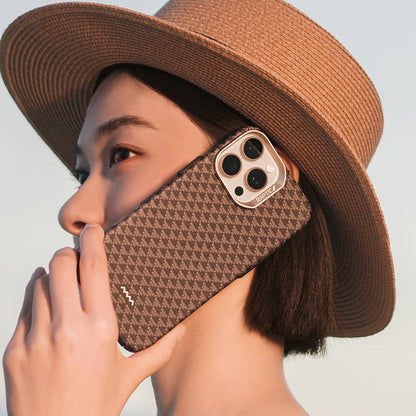 iPhone 16 Pro Kılıf M-safe Şarj Özellikli Raptic Aramid Skin Origin Serisi Kılıf