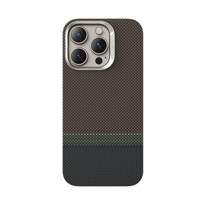 iPhone 16 Pro Kılıf M-safe Şarj Özellikli Karbon Fiber Tasarımlı Benks Prestige ArmorAir Kevlar Kılıf