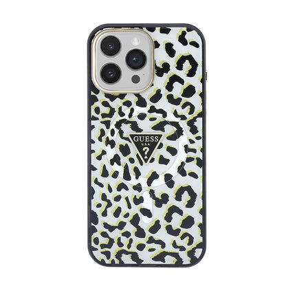 iPhone 16 Pro Max Kılıf Guess Orijinal Lisanslı M-safe Şarj Özellikli Üçgen Logolu Simli Leopar Desenli Kılıf
