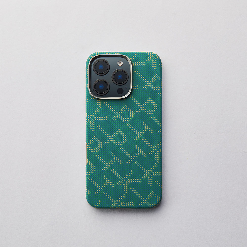 iPhone 16 Pro Max Kılıf M-safe Şarj Özellikli Aramid Fiber Pitaka Tactile Woven Monogram Serisi Kılıf