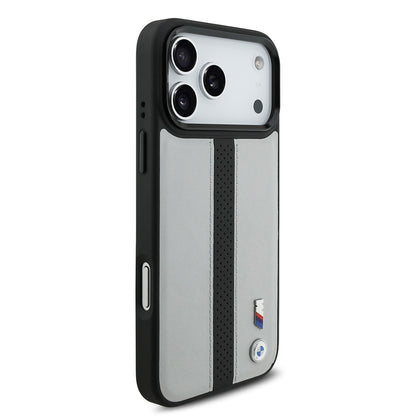 iPhone 17 Pro Kılıf BMW Orijinal Lisanslı M-safe Şarj Özellikli Deri Arka Yüzey Metal Logolu Delikli Şerit Tasarımlı Kılıf