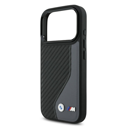 iPhone 17 Pro Kılıf BMW Orijinal Lisanslı M-safe Şarj Özellikli Metal BMW ve M Logolu PU Karbon Tasarımlı Kılıf